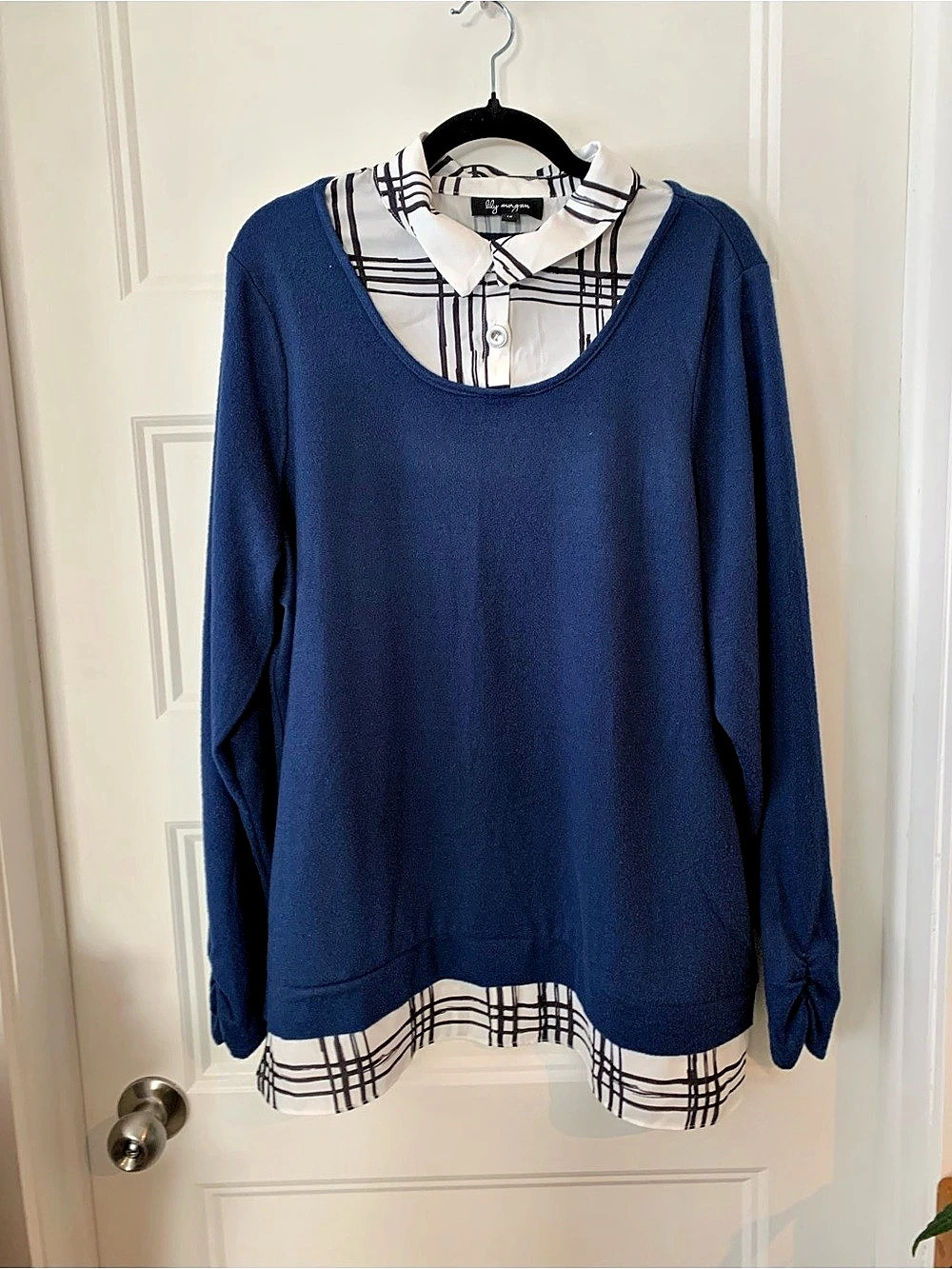 Lily Morgan , Women's royal Blue & White attached Collar light long sweaterSize